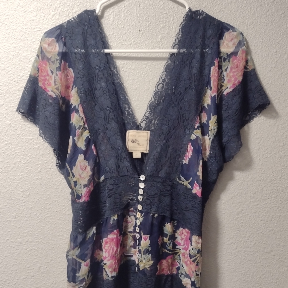 Floral Lace V-Neck Top - Navy and Pink